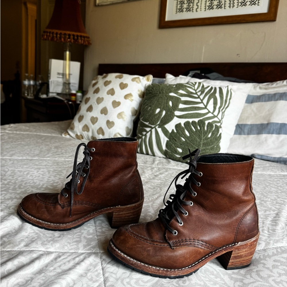 Redwing Shoes Clara Heritage Boots size 6.5